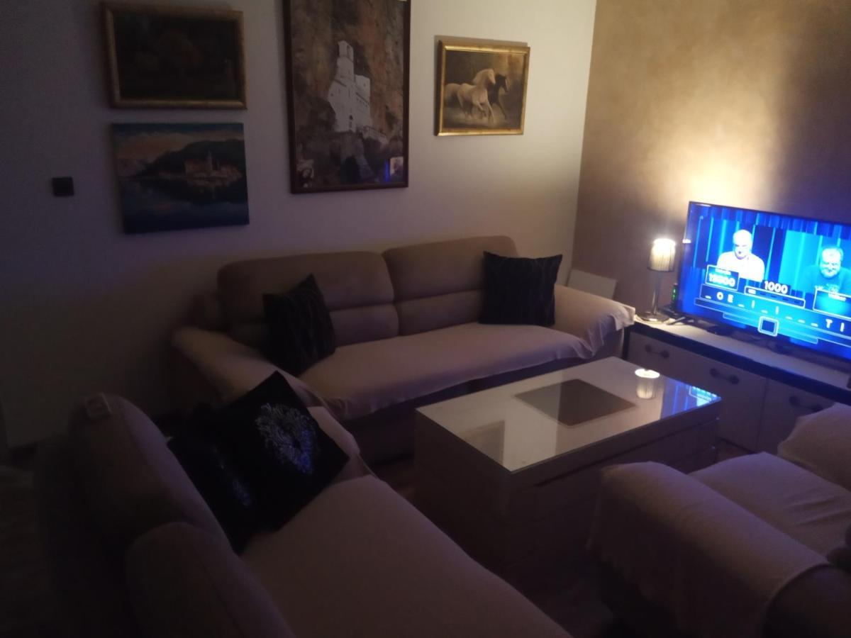 Apartman Lara Daire *