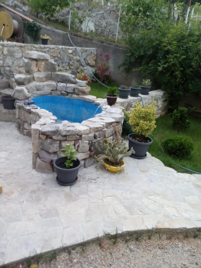 Apartman Lara Daire *
