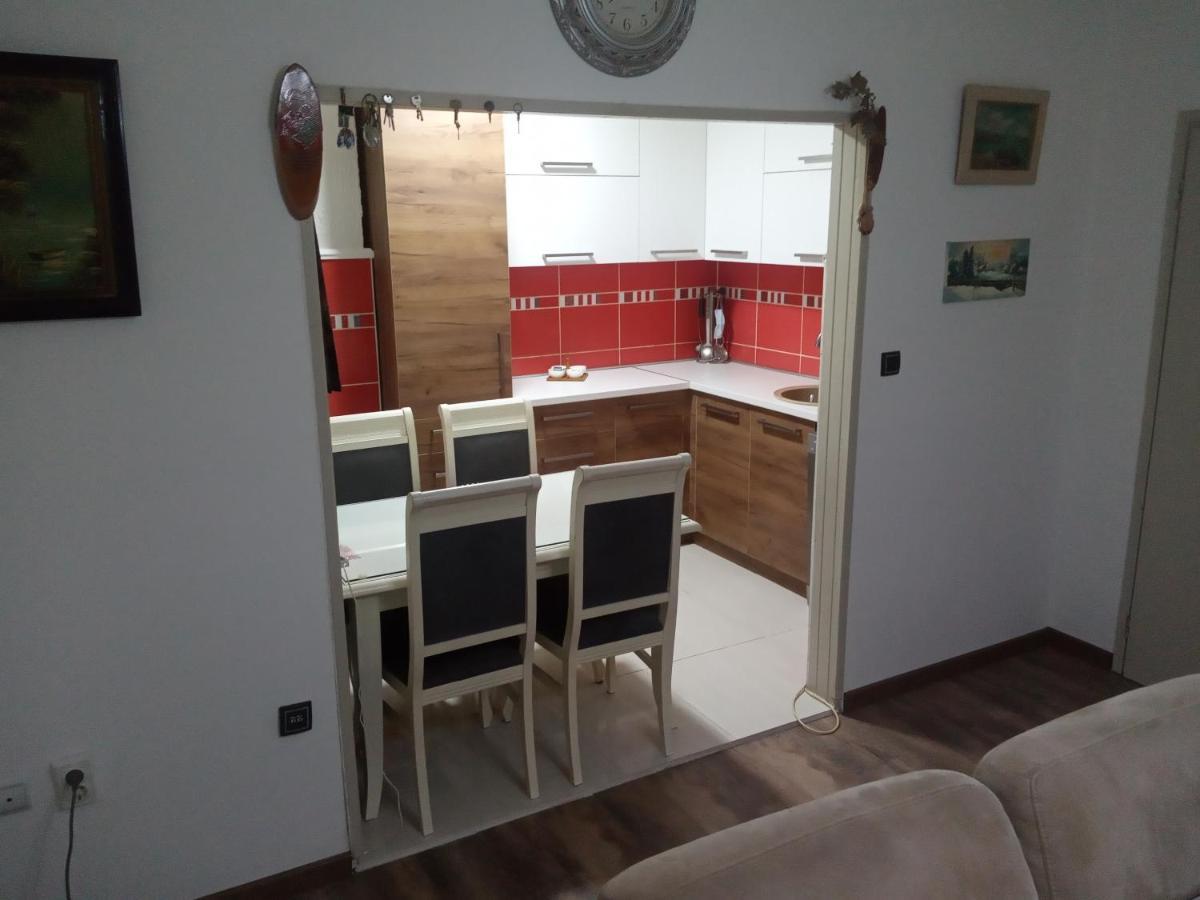 Apartman Lara Daire Budva