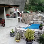 Apartman Lara